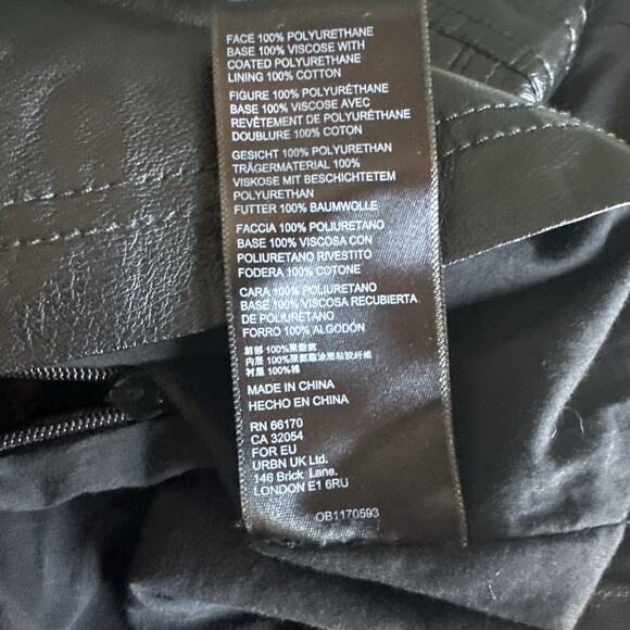 Free People Women's Fake Out Wrap Skirt Black Faux Leather NWT $78 Size 2 Sexy - Picture 10 of 11